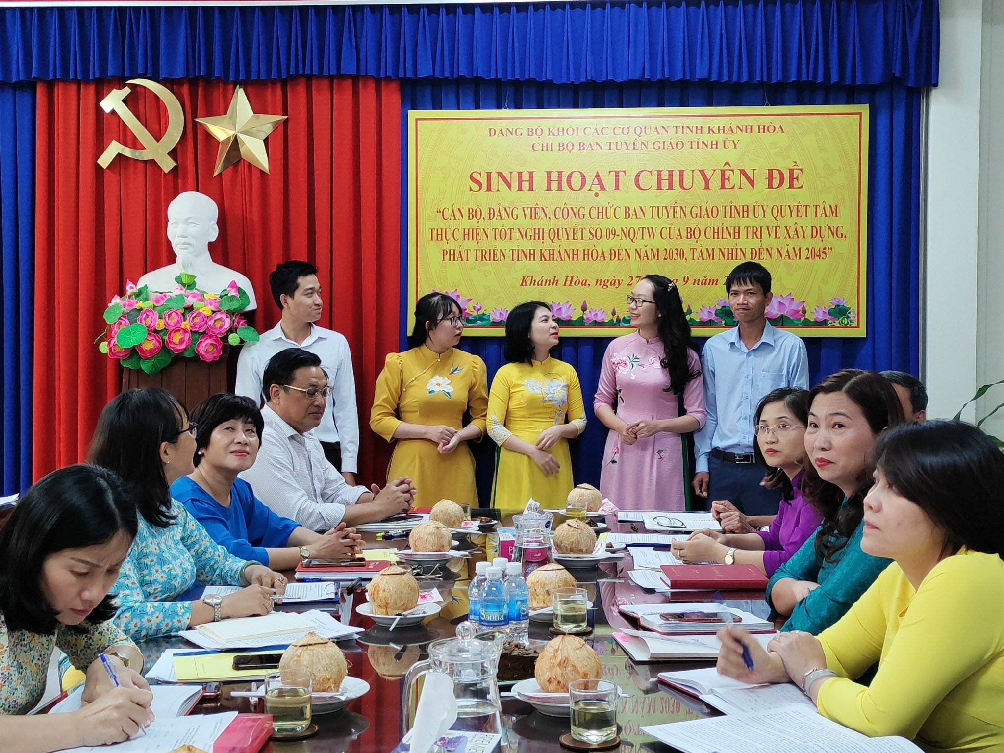 Công tác tuyên giáo góp phần khơi dậy và phát huy truyền thống cách mạng, tinh thần chủ động, sáng tạo, ý chí tự lực, tự cường và khát vọng vươn lên của nhân dân tỉnh Khánh Hòa theo tinh thần Nghị quyết số 09